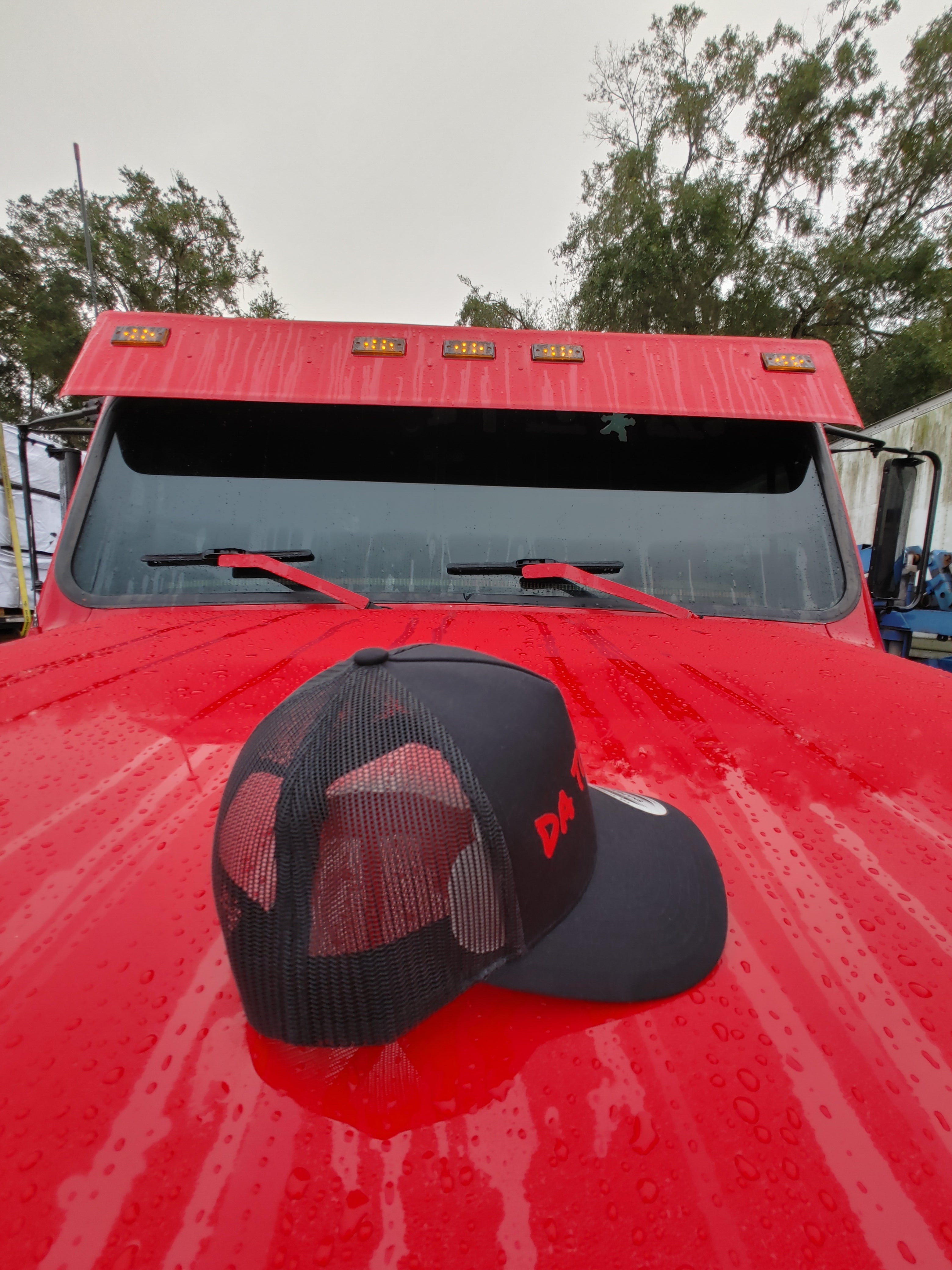 DA TOWING LIFE HATS